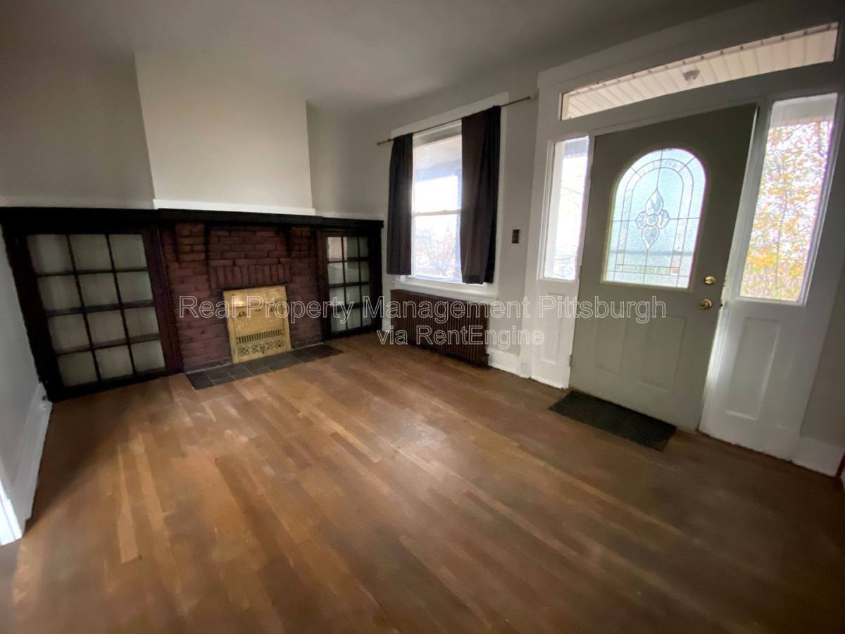 House for rent at 318 Kaercher St, Pittsburgh, PA 15207