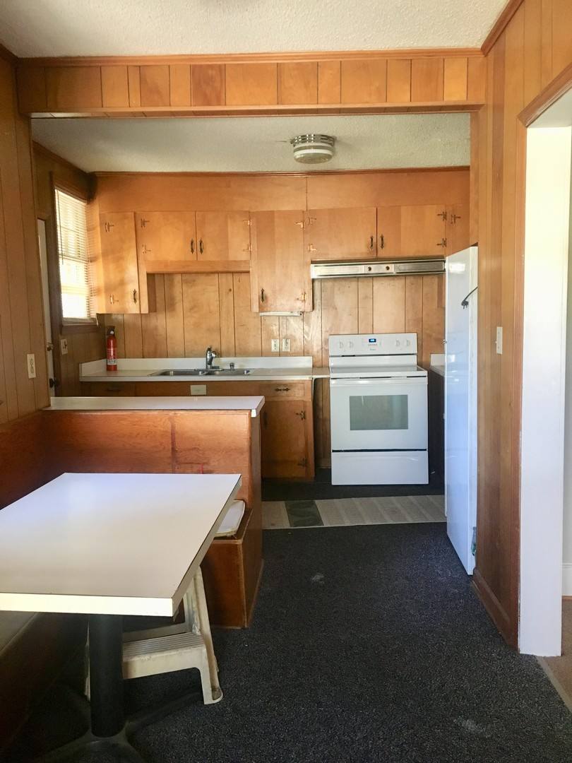 Apartment for rent at 618-620 Saluda Ave, Columbia, SC 29205