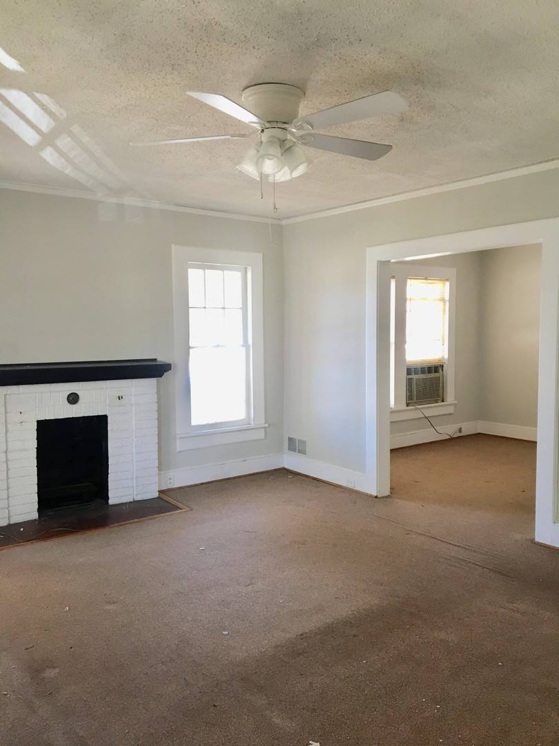 Apartment for rent at 618-620 Saluda Ave, Columbia, SC 29205