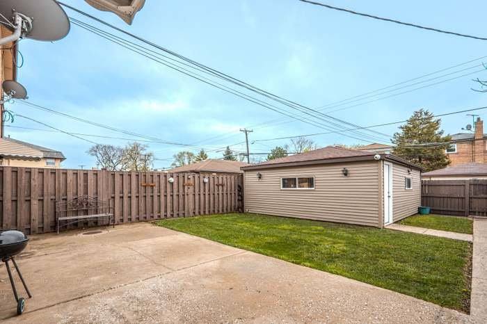 Apartment for rent at 2702 N 74th Ave #2, Elmwood Park, IL 60707