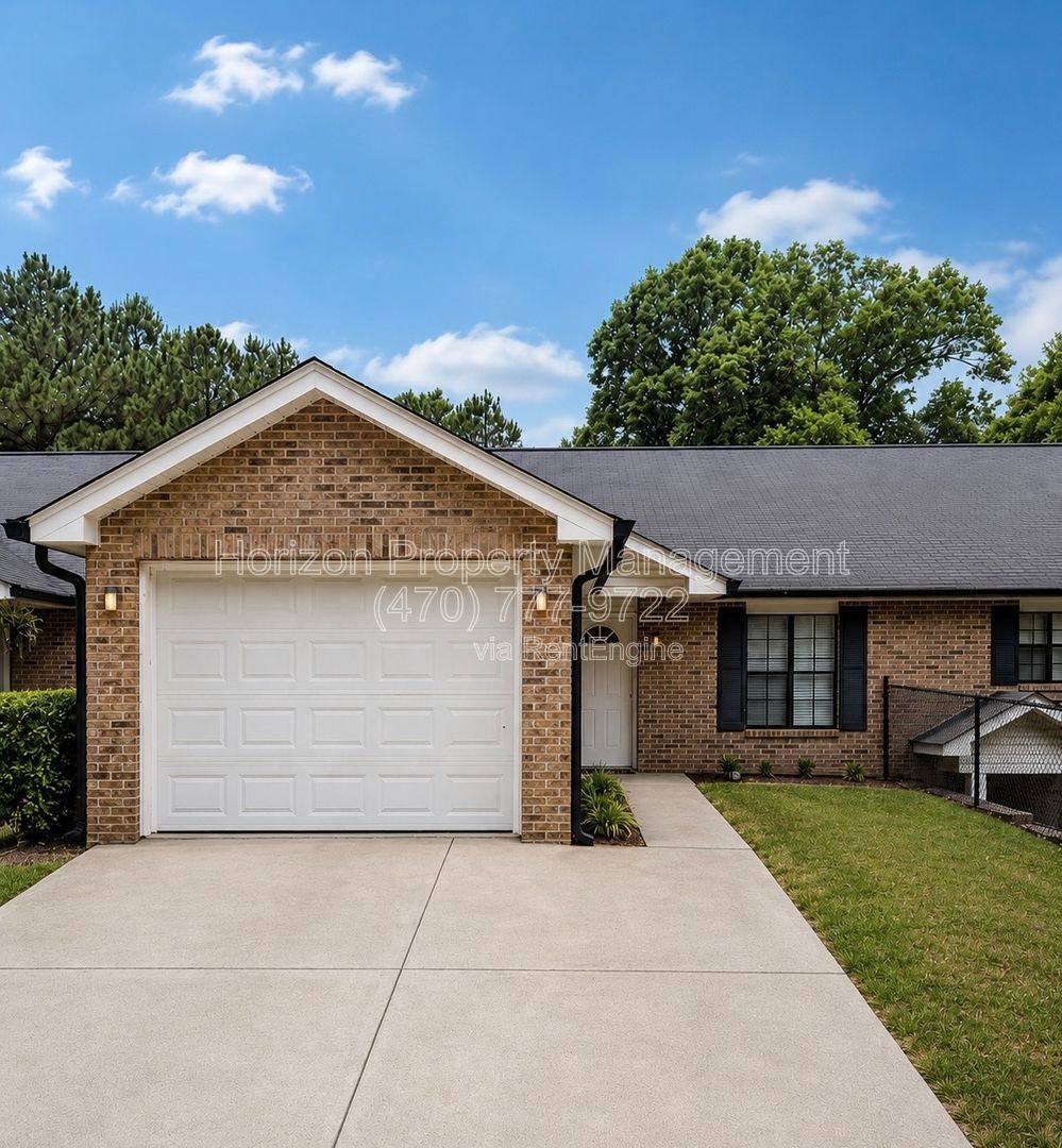 Apartment for rent at 4003 Hidden Hollow Dr, Gainesville, GA 30506