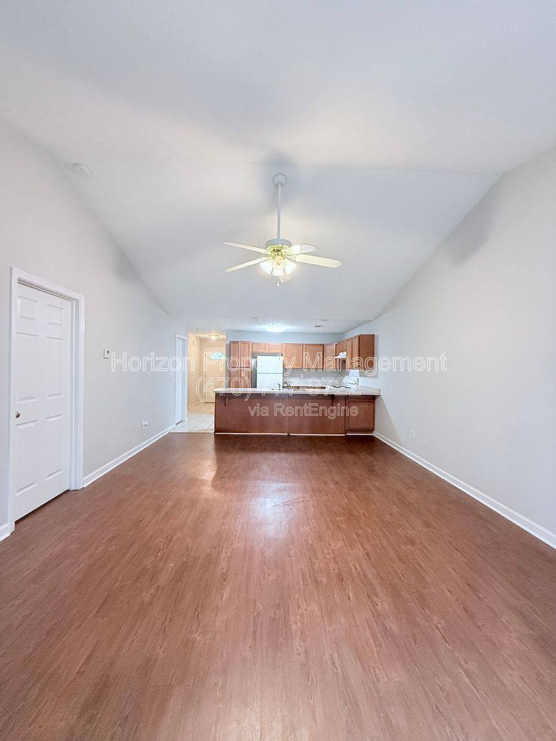 Apartment for rent at 4003 Hidden Hollow Dr, Gainesville, GA 30506