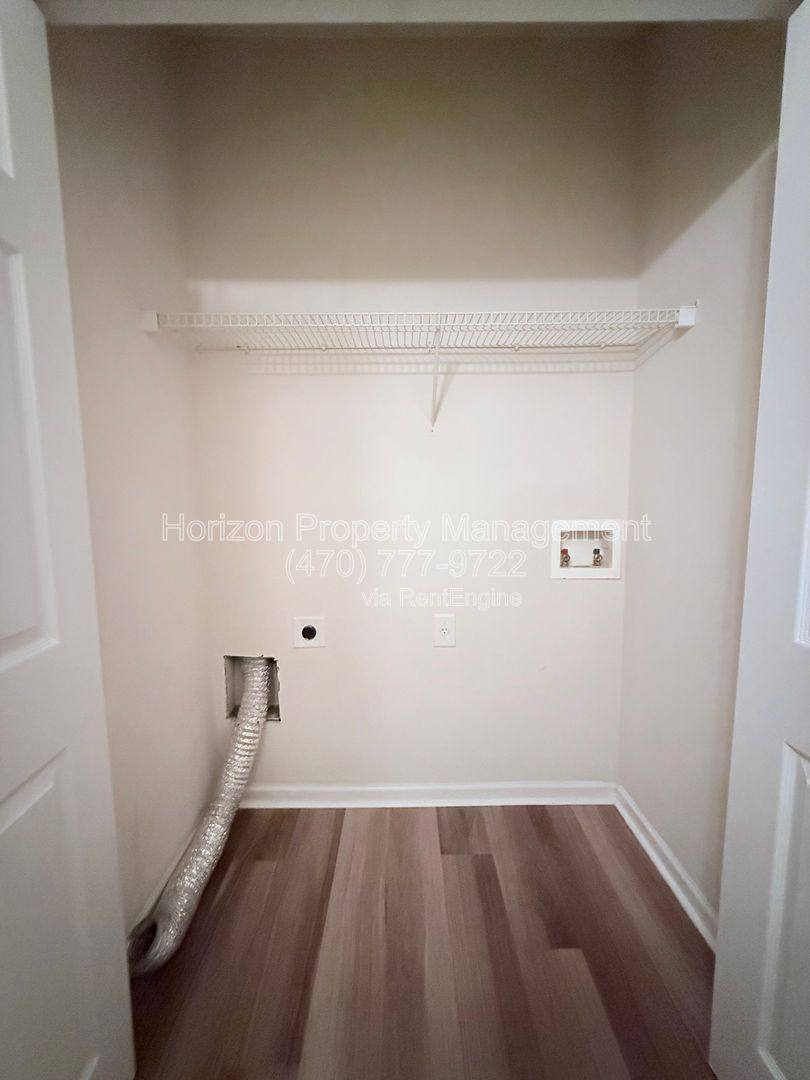 Townhouse for rent at 48 Pearl Chambers Court, Dawsonville, GA 30534