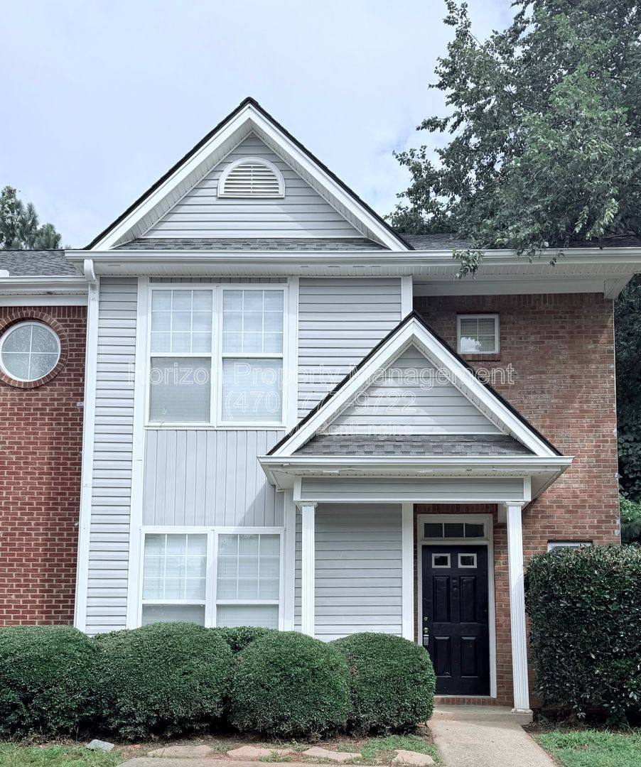 Townhouse for rent at 48 Pearl Chambers Court, Dawsonville, GA 30534