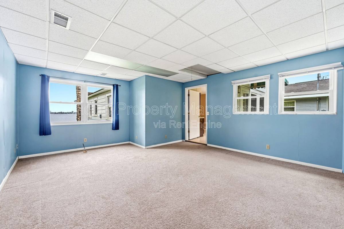 House for rent at 9107 W End Dr, Portage, MI 49002