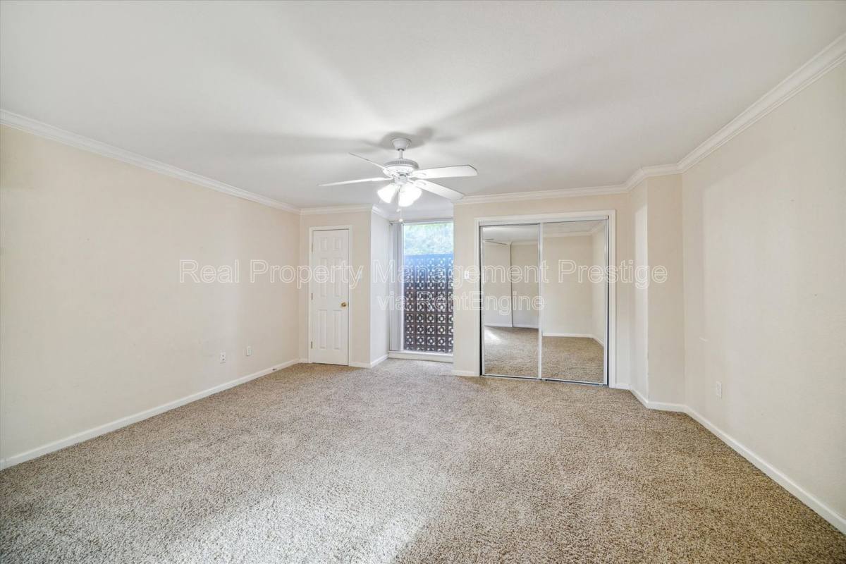 Apartment for rent at 1522 Yale St #23, Houston, TX 77008