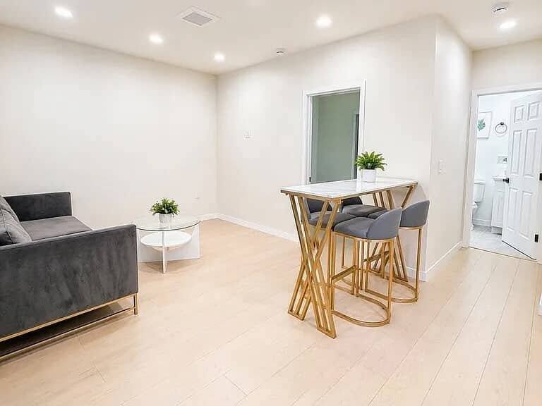 House for rent at 13794 Marchant Ave, Sylmar, CA 91342
