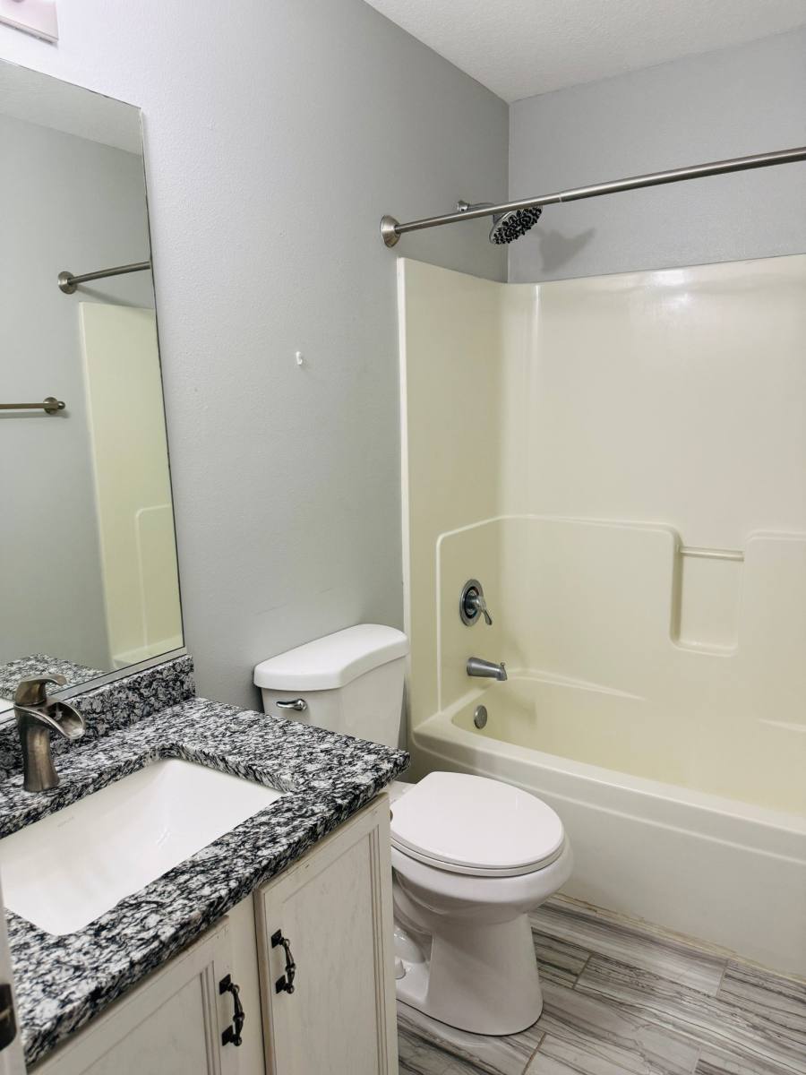 Townhouse for rent at 1733 SW 32nd Lane, Ankeny, IA 50023