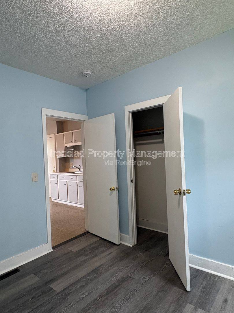 Apartment for rent at 172 Mount Pleasant St #1, Meriden, CT 06451