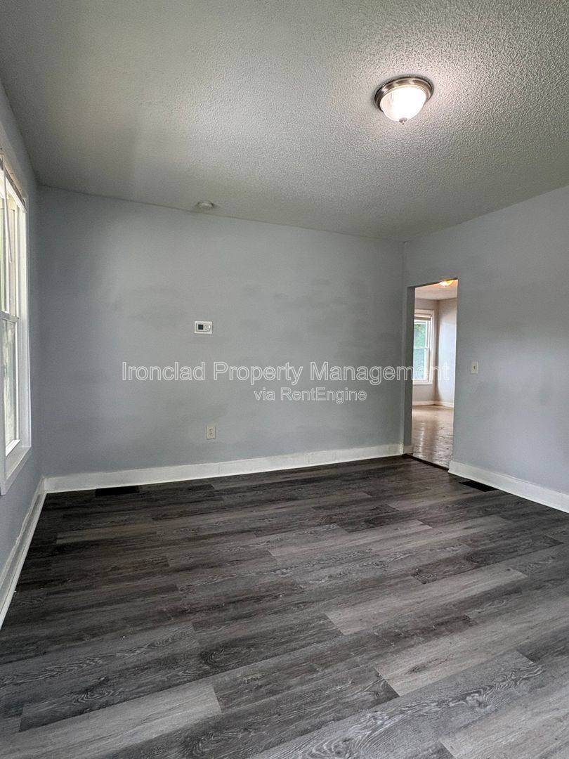 Apartment for rent at 172 Mount Pleasant St #1, Meriden, CT 06451