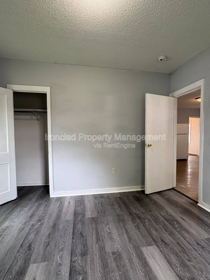 Apartment for rent at 172 Mount Pleasant St #1, Meriden, CT 06451