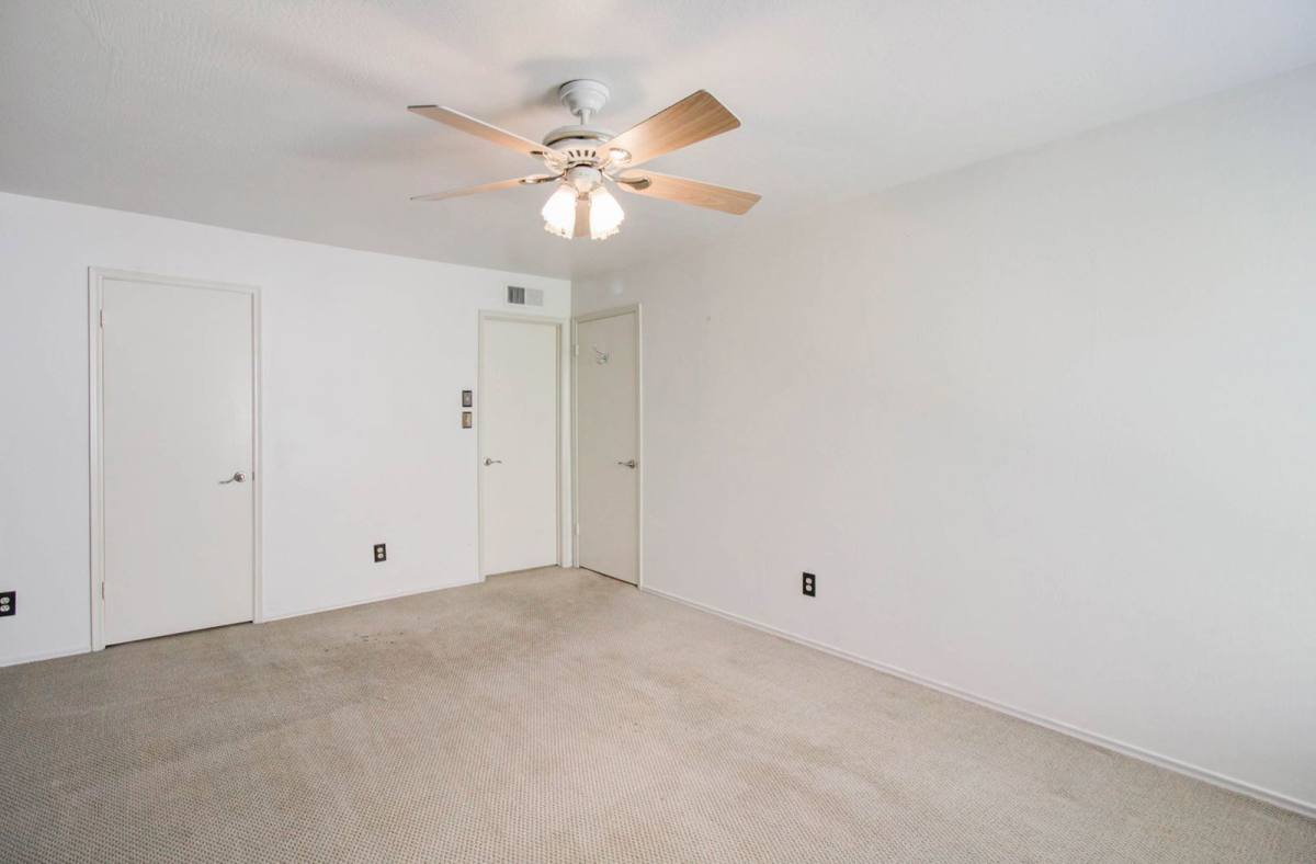 Townhouse for rent at 4850 N 73rd St, Scottsdale, AZ 85251