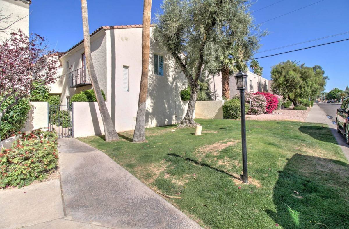 Townhouse for rent at 4850 N 73rd St, Scottsdale, AZ 85251