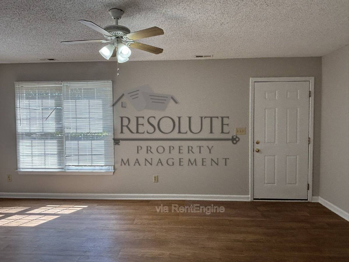 Townhouse for rent at 817 Dalewood Dr, Raleigh, NC 27610