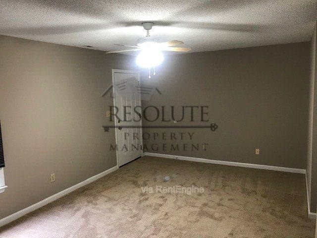 Townhouse for rent at 817 Dalewood Dr, Raleigh, NC 27610
