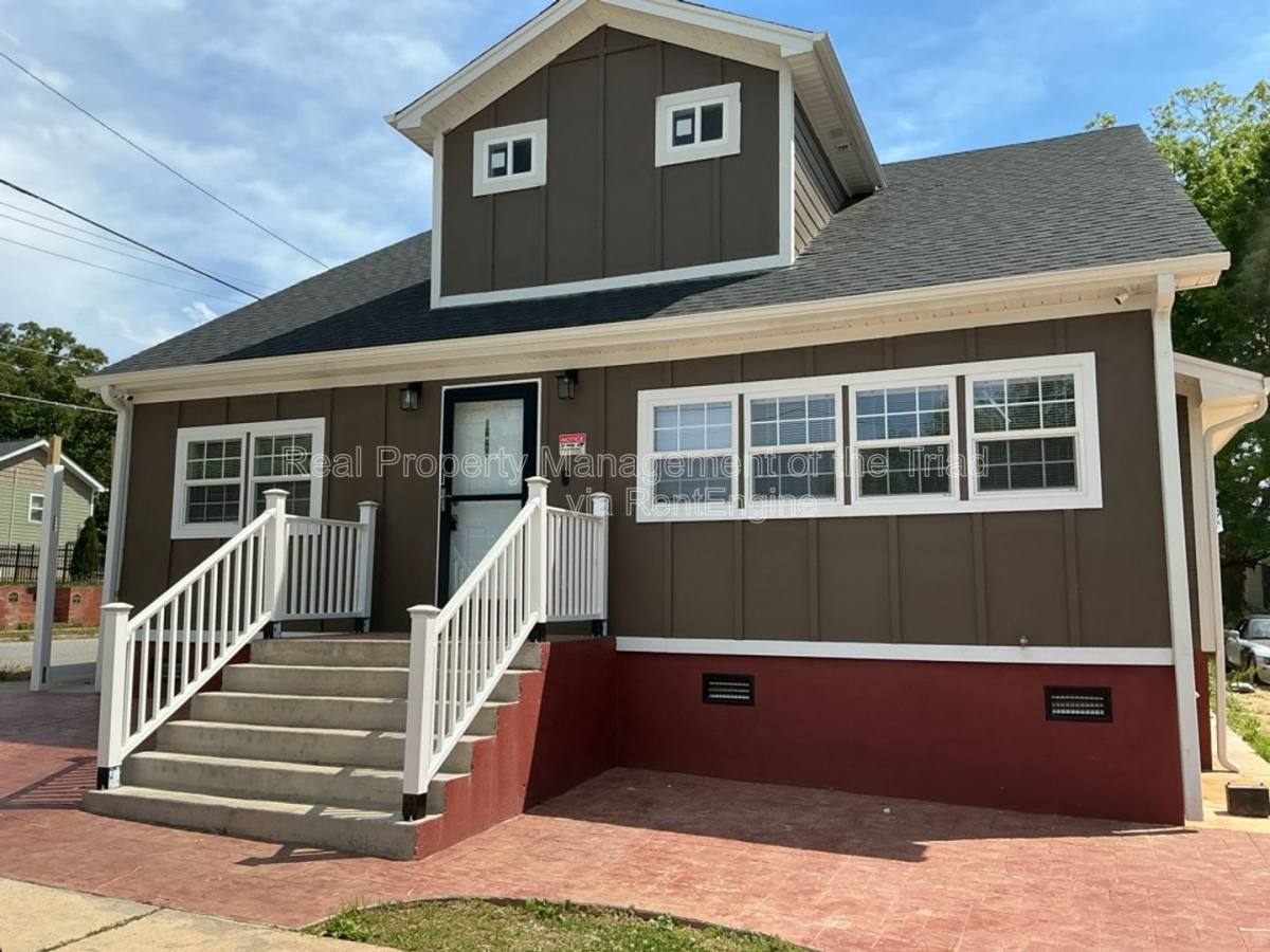 Apartment for rent at 1226 Hoover Ave, High Point, NC 27260