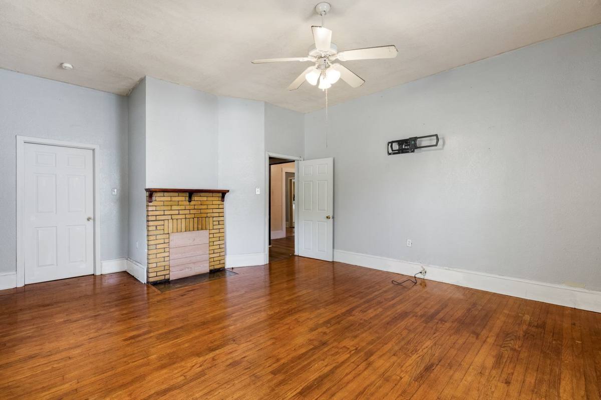 House for rent at 902 Pickens St, Anderson, SC 29621