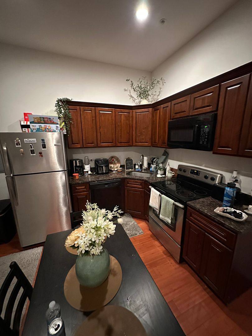 Apartment for rent at 1204 Chestnut St #201, Philadelphia, PA 19107