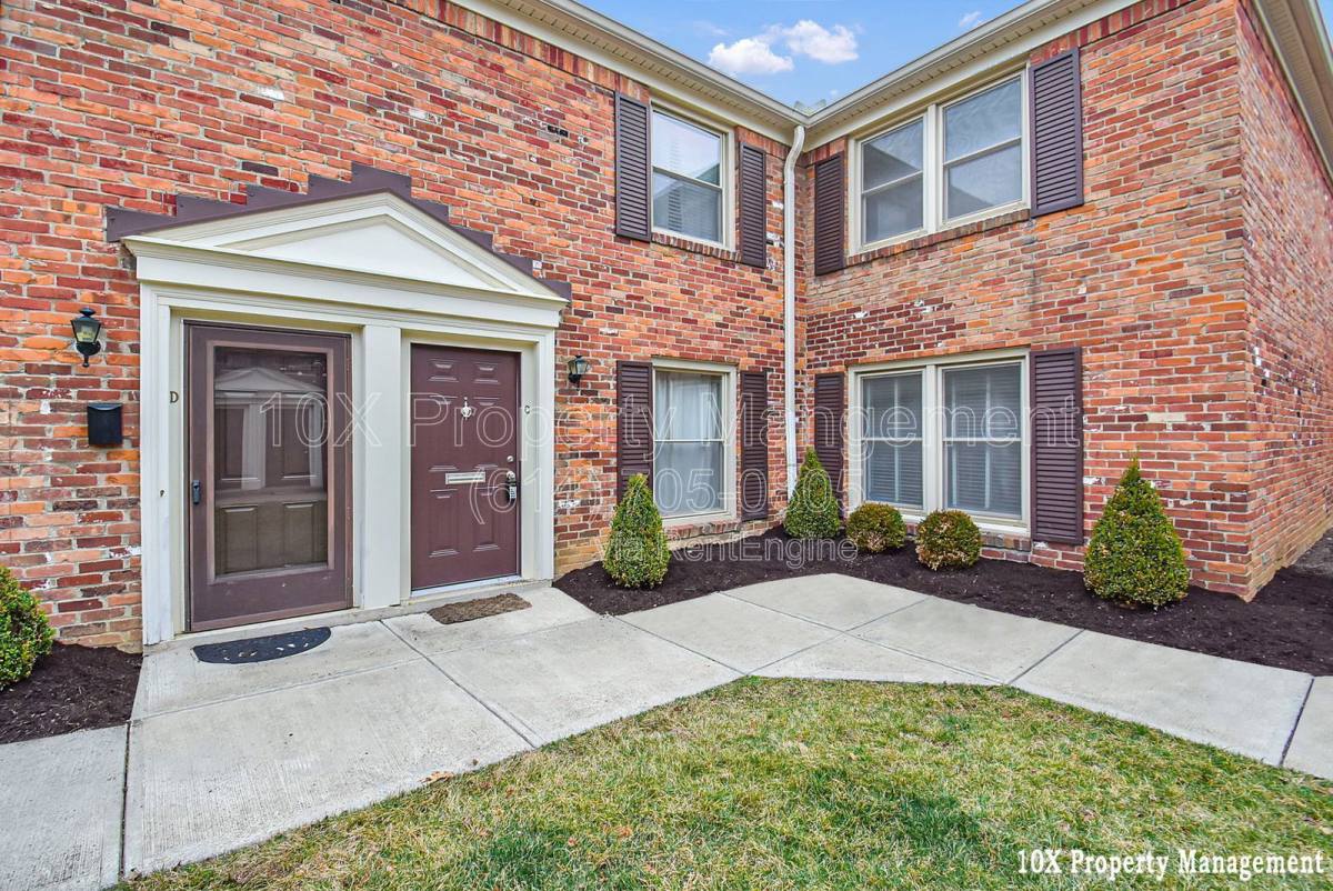 Apartment for rent at 911 Manor Lane #C, Columbus, OH 43221