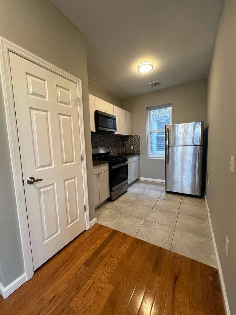 Apartment for rent at 58 Stueben St #7, East Orange, NJ 07017