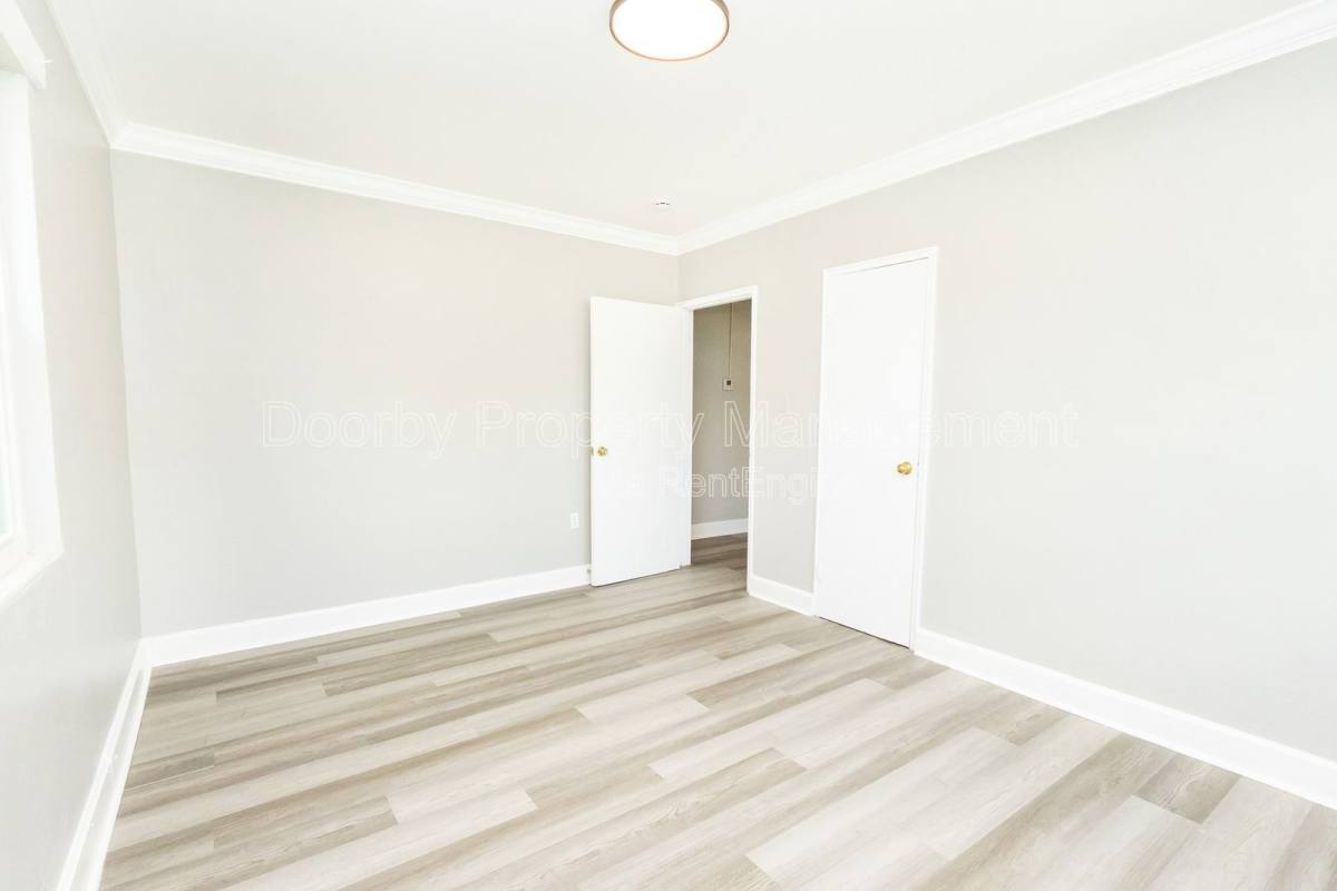 Apartment for rent at 1301 N Orchard Knob Ave, Chattanooga, TN 37406
