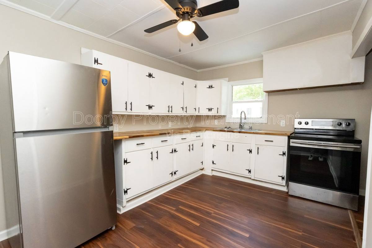 Apartment for rent at 207 Napier St #1, La Fayette, GA 30728