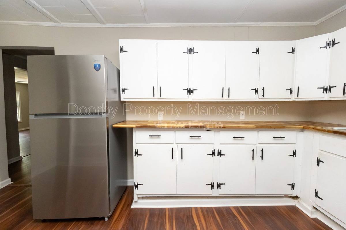 Apartment for rent at 207 Napier St #1, La Fayette, GA 30728