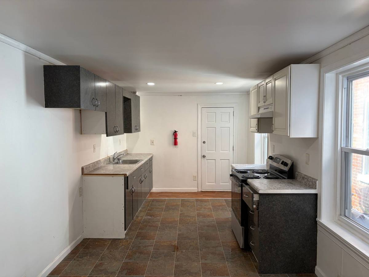 House for rent at 512 1 2 N Charlotte St, Pottstown, PA 19464