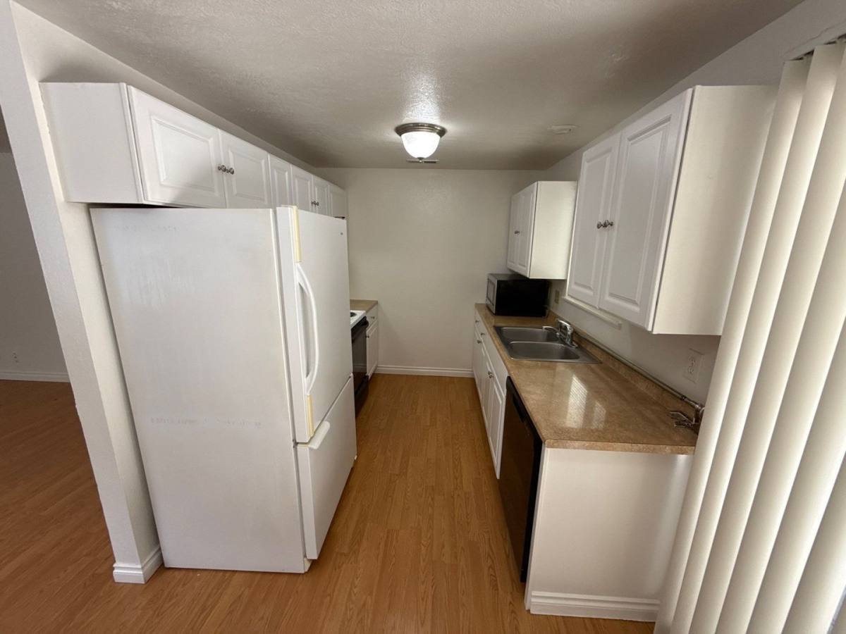 House for rent at 5162 Lone Oak Rd SE, Salem, OR 97306