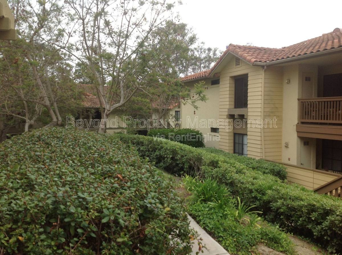 Apartment for rent at 12580 Carmel Creek Rd #43, San Diego, CA 92130