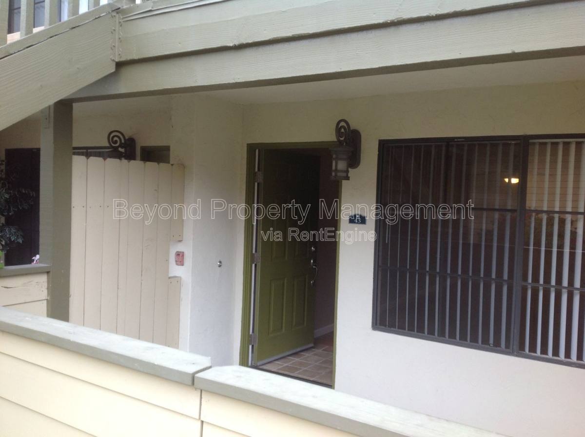 Apartment for rent at 12580 Carmel Creek Rd #43, San Diego, CA 92130