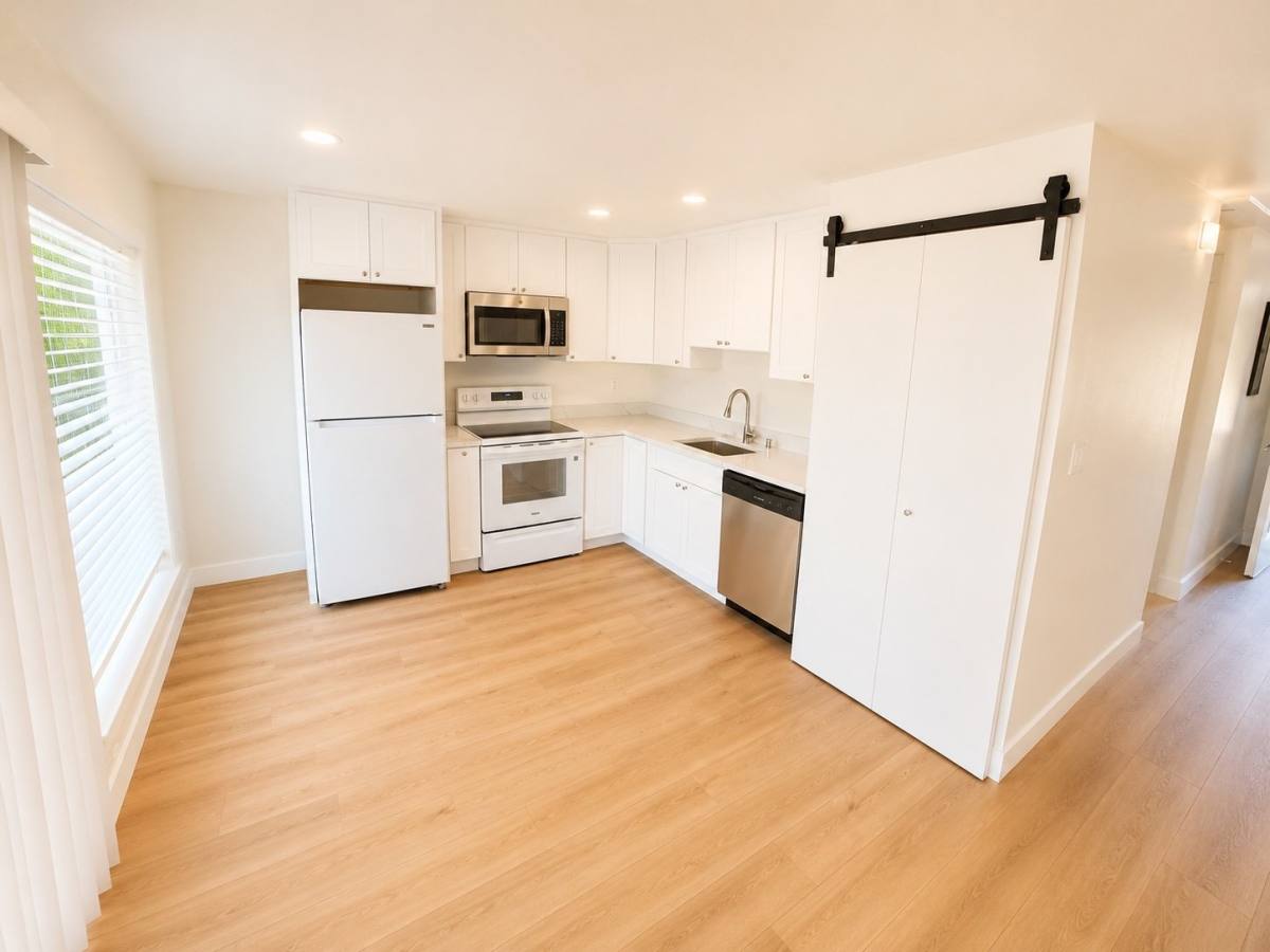 Apartment for rent at 8711 S 114th St #4A, Seattle, WA 98178