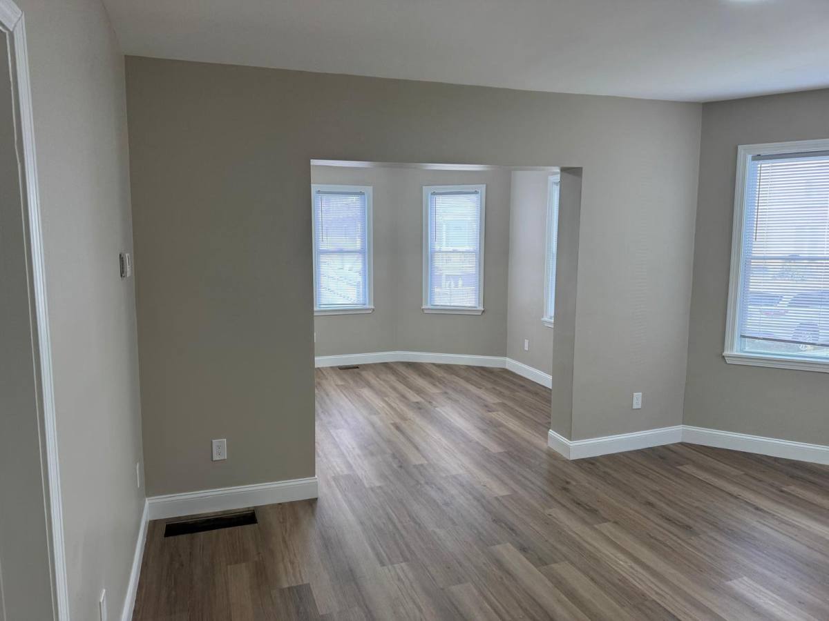 Apartment for rent at 33 Linwood Ave #1, Providence, RI 02909