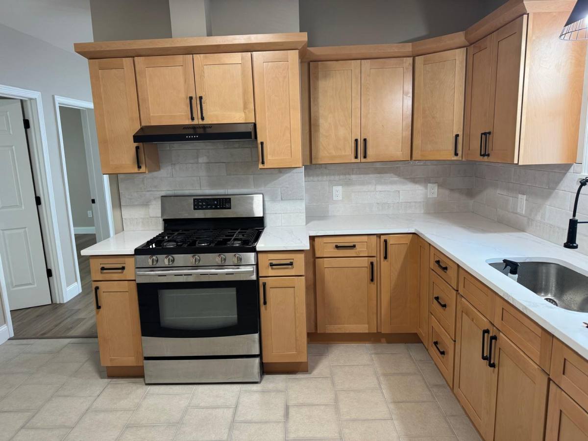 Apartment for rent at 33 Linwood Ave #1, Providence, RI 02909