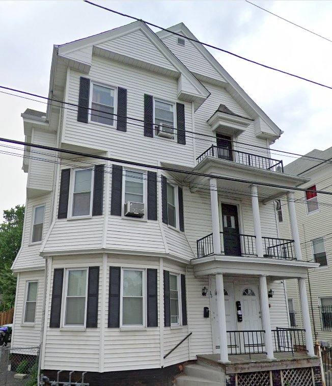 Apartment for rent at 33 Linwood Ave #1, Providence, RI 02909