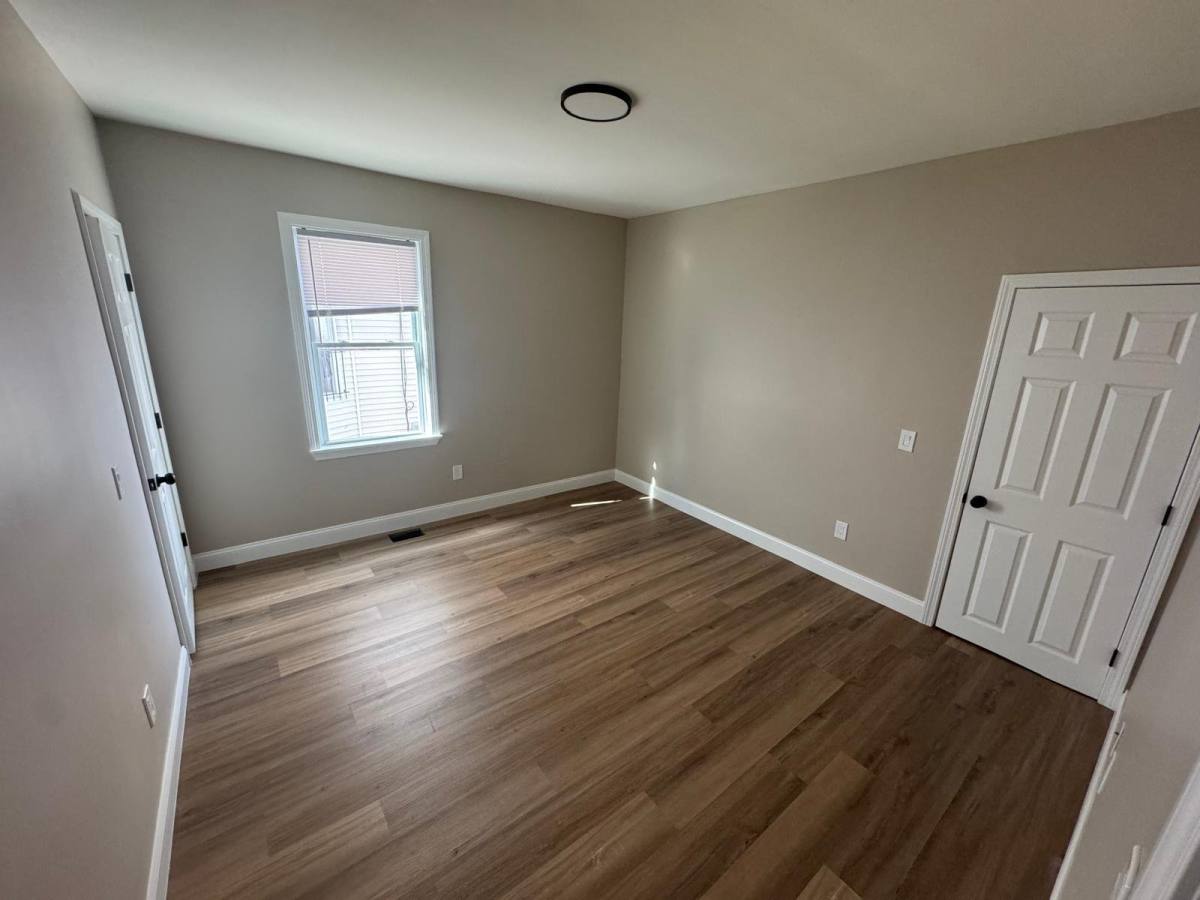 Apartment for rent at 33 Linwood Ave #1, Providence, RI 02909
