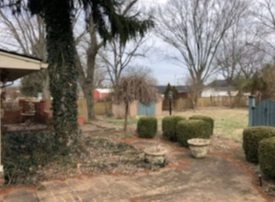 House for rent at 320 Emmett Ave, Bowling Green, KY 42101