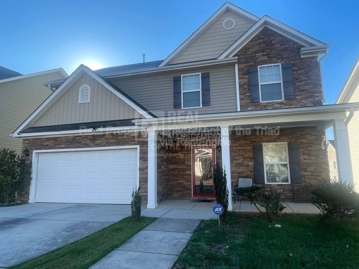 House for rent at 1950 Glenkirk Dr, Burlington, NC 27215