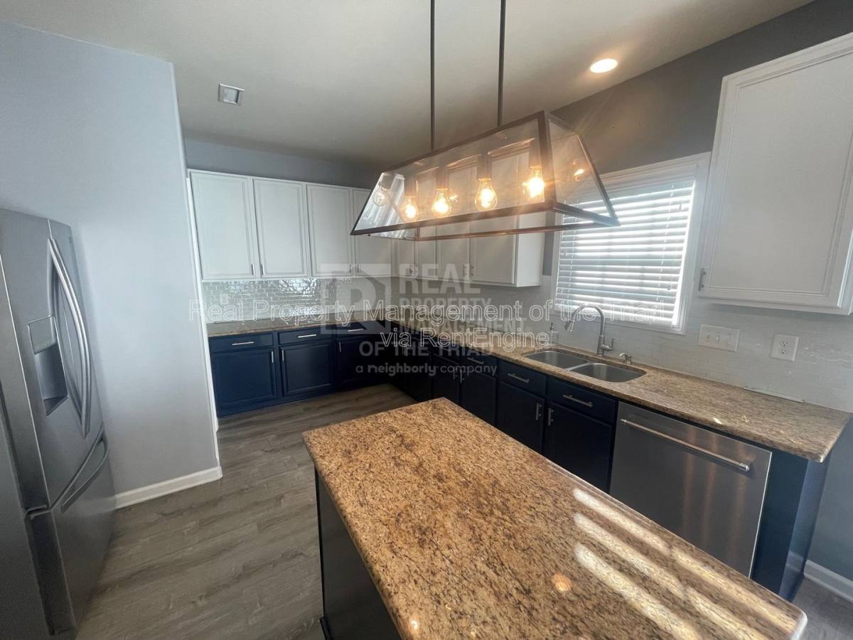 House for rent at 1950 Glenkirk Dr, Burlington, NC 27215