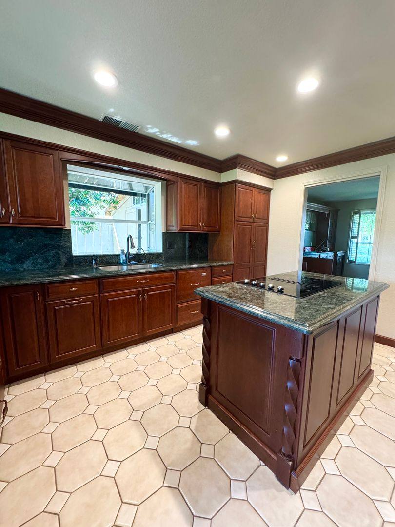 House for rent at 1855 Gold Hills Dr, Redding, CA 96003