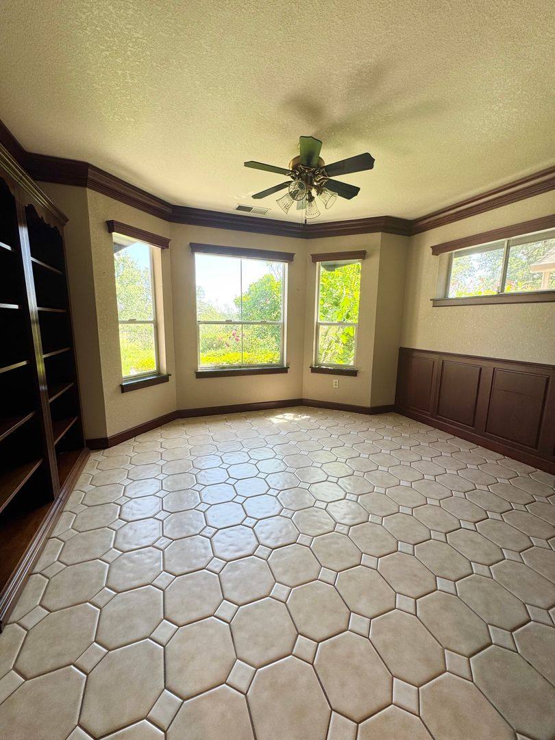 House for rent at 1855 Gold Hills Dr, Redding, CA 96003