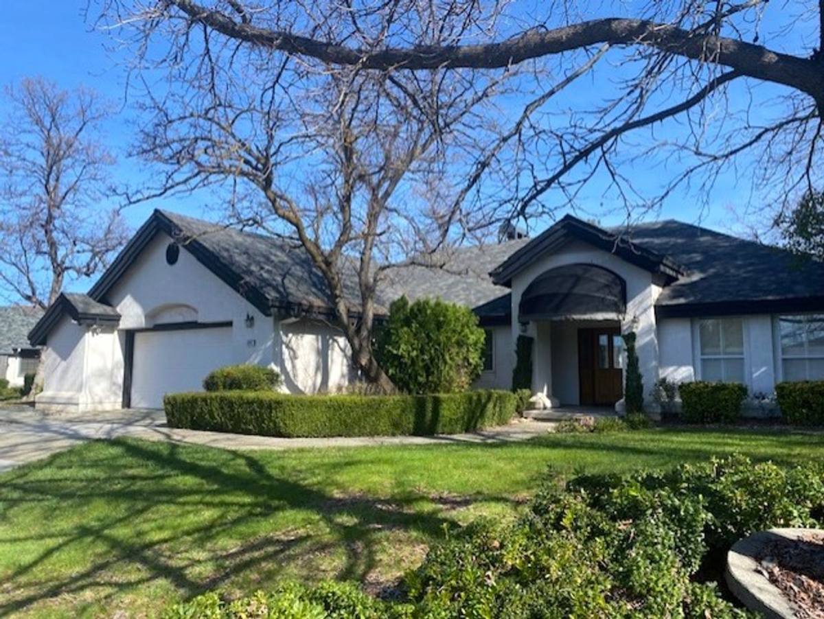 House for rent at 1855 Gold Hills Dr, Redding, CA 96003