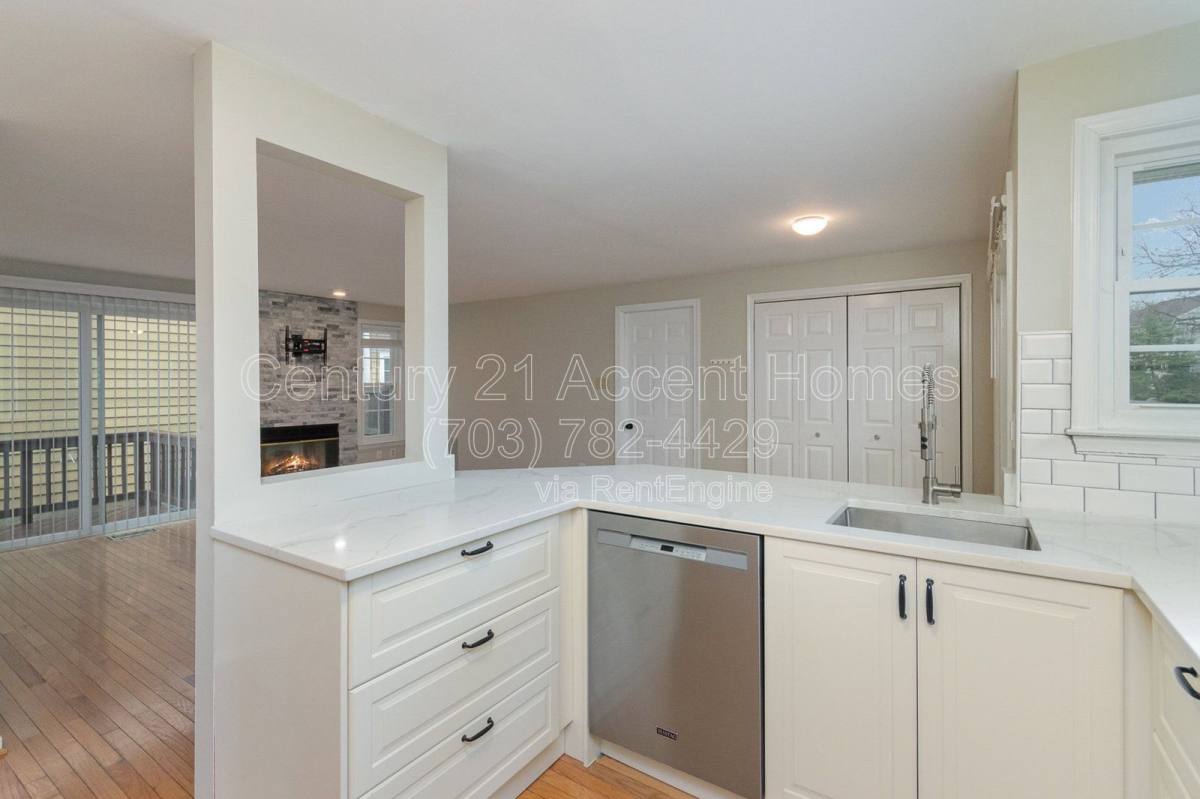 House for rent at 7579 Cross Gate Lane, Alexandria, VA 22315