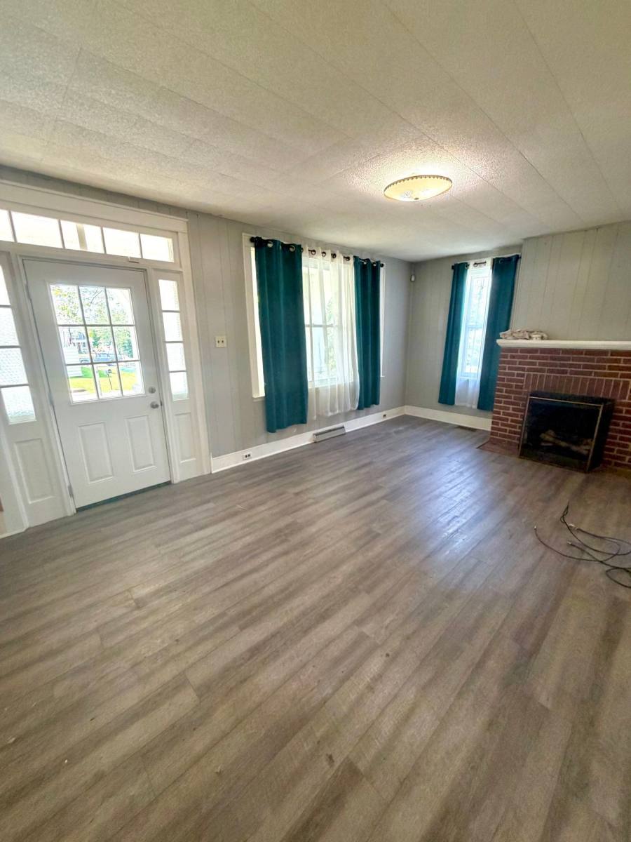 House for rent at 101 Roselawn Ave, Lancaster, PA 17603