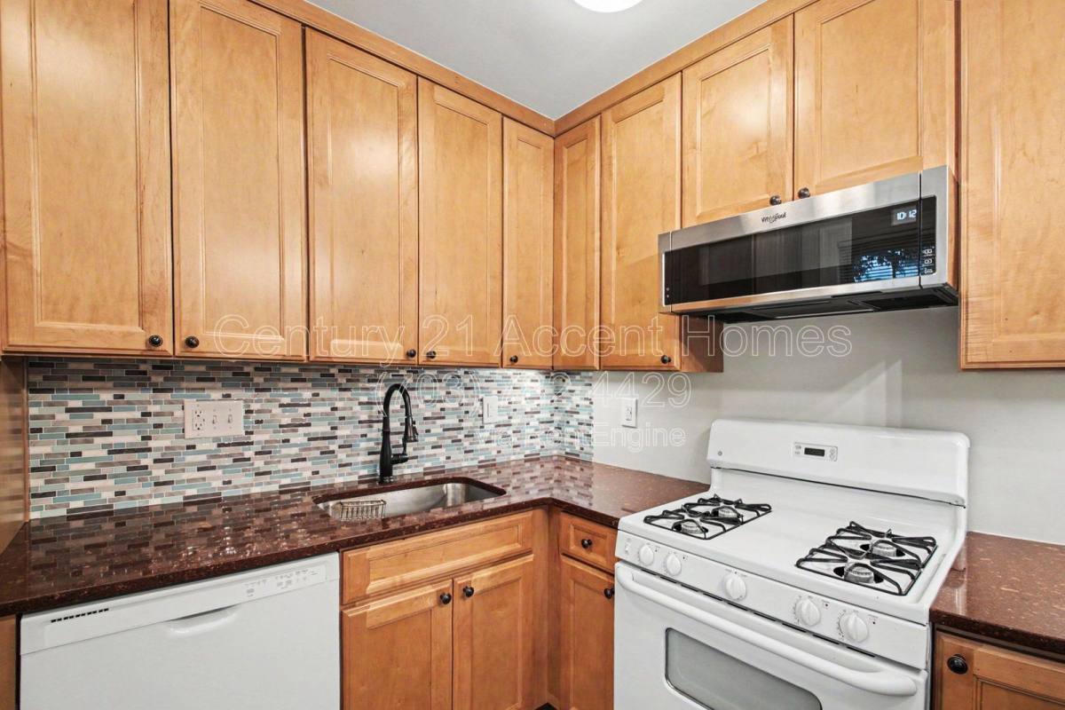 Apartment for rent at 1510 S Edgewood St #550, Arlington, VA 22204