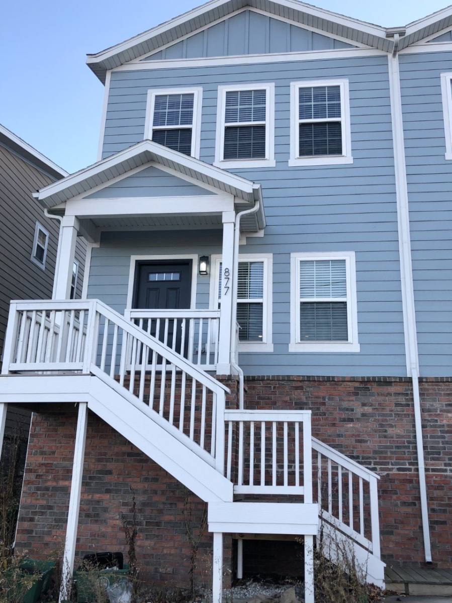 Townhouse for rent at 877 W N St, Fayetteville, AR 72701