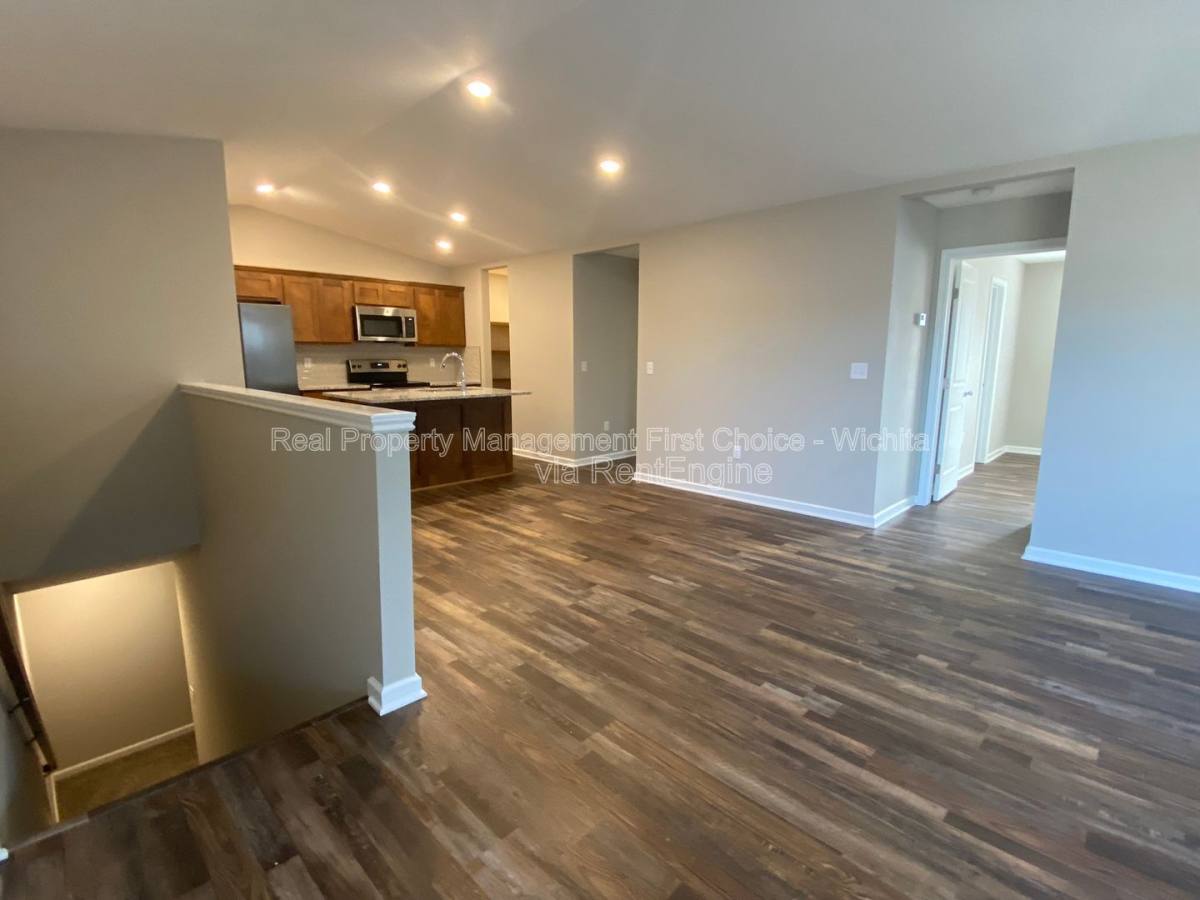 Apartment for rent at 10607 E Kinkaid Circle, Wichita, KS 67207