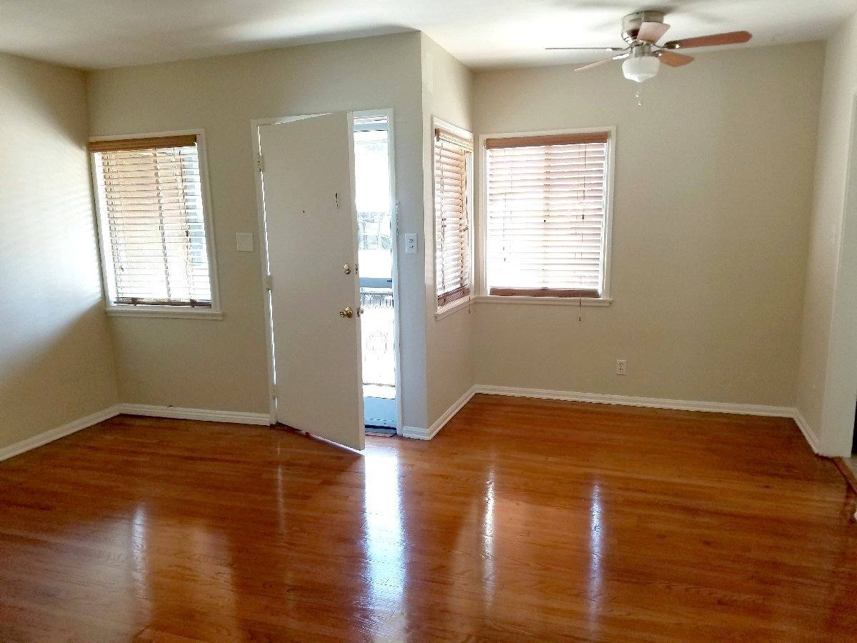 Apartment for rent at 3351 Caroline Ave #B, Culver City, CA 90232