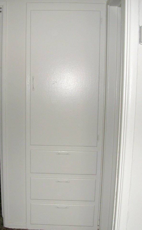 Apartment for rent at 3351 Caroline Ave #B, Culver City, CA 90232