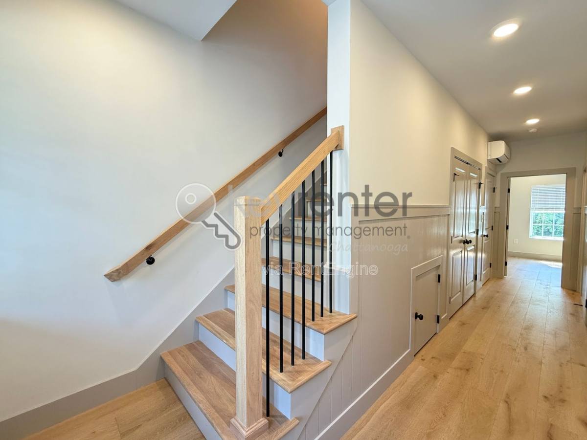 Townhouse for rent at 1072 Amelia Court, Chattanooga, TN 37412